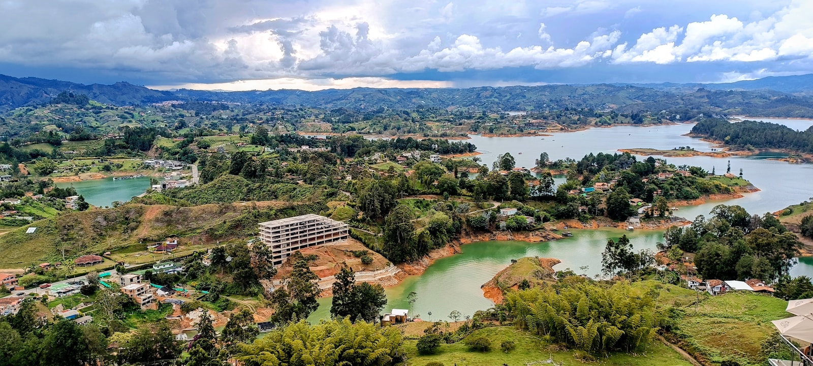 The Guatapé reservoir seen from El Peñol Rock, with green islands scattered through turquoise water